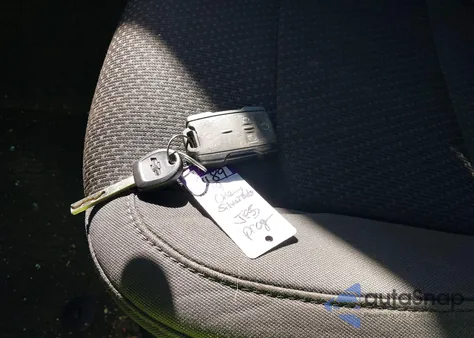 2019 Chevrolet Silverado 1500 Custom from USA, damaged, VIN 3GCUYBEF4KG700878